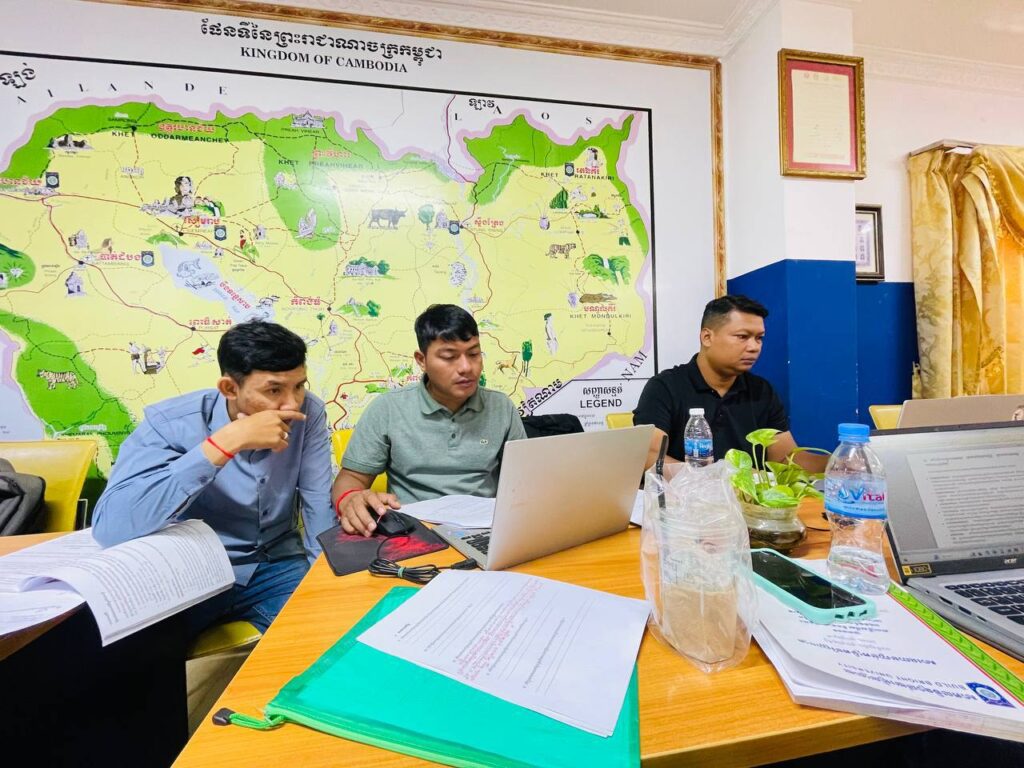 Cambodia Taxi driver team and operations